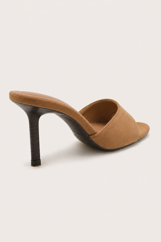 MULES À TALONS SAHLI - CAMEL