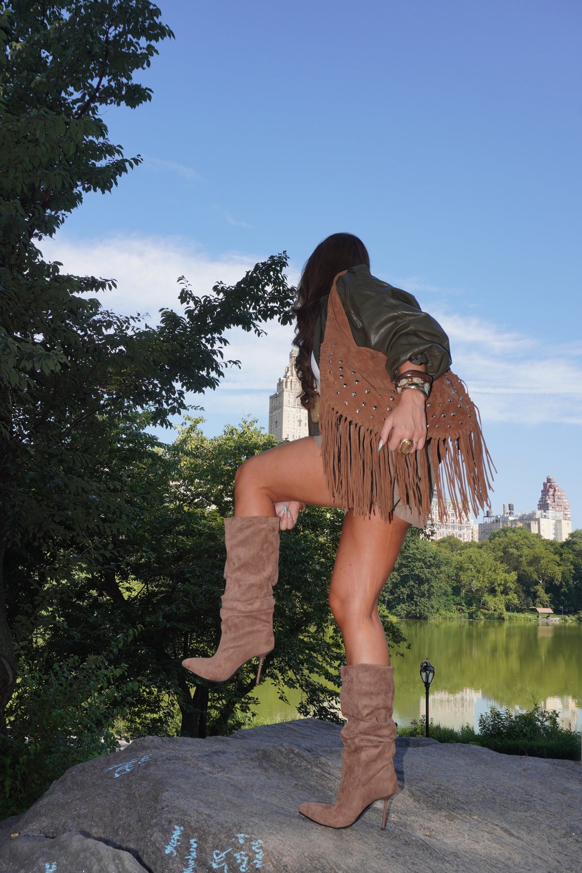 BOTTES COURTNEY